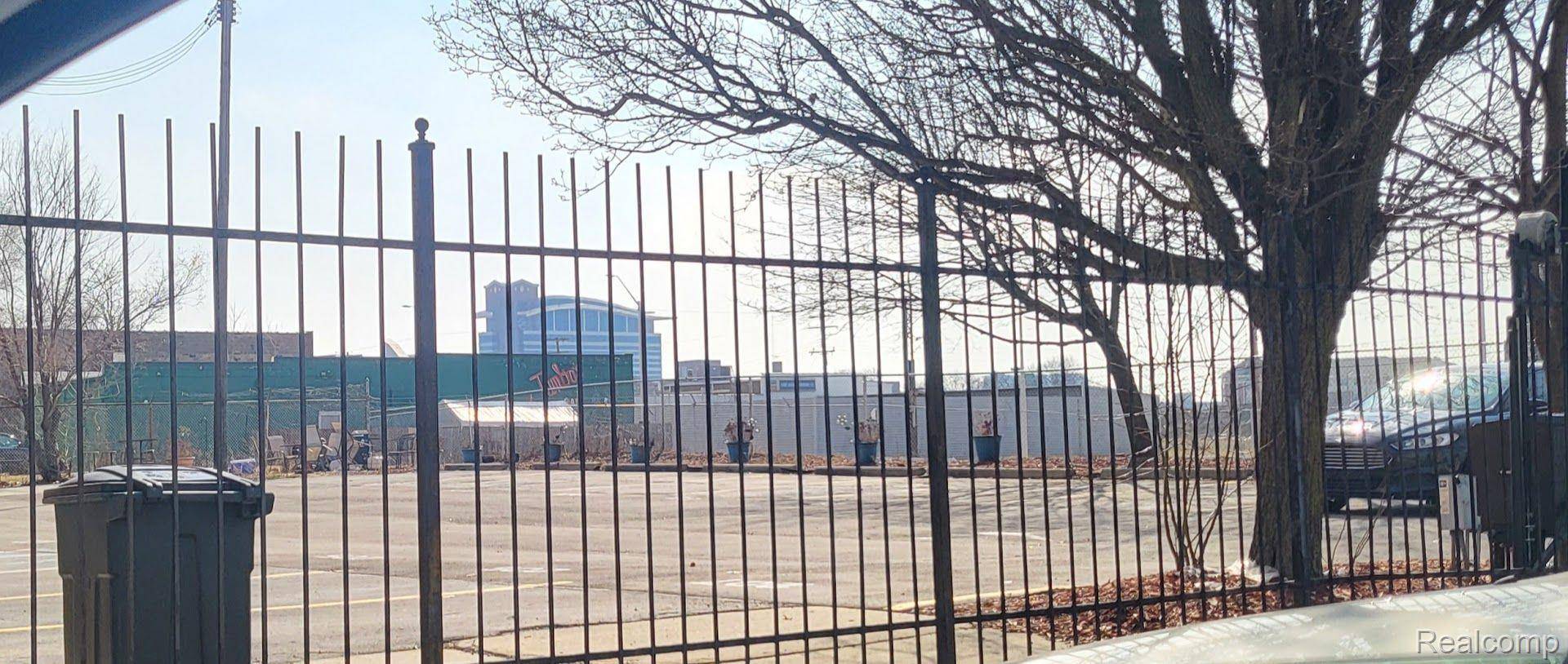 677 SELDEN ST, Detroit, MI 48201