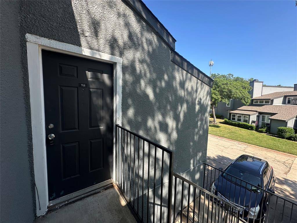9696 Walnut Street #713, Dallas, TX 75243