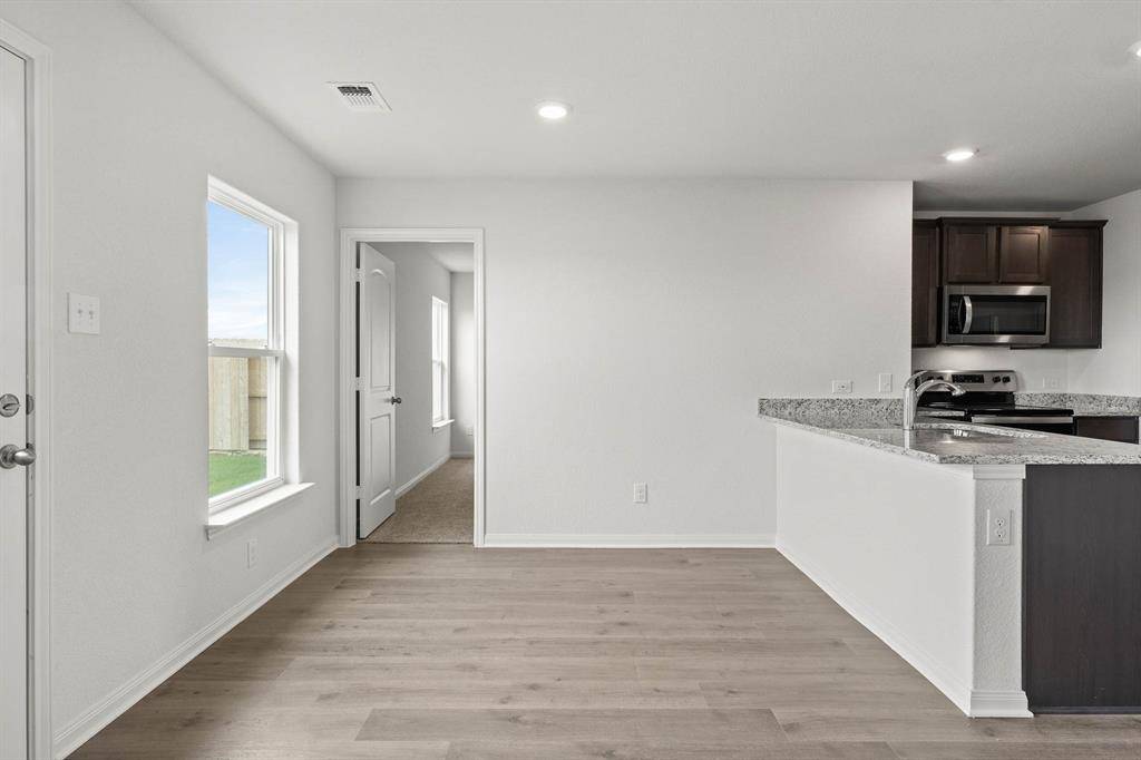 9929 Fighting Falcon Way, Fort Worth, TX 76131