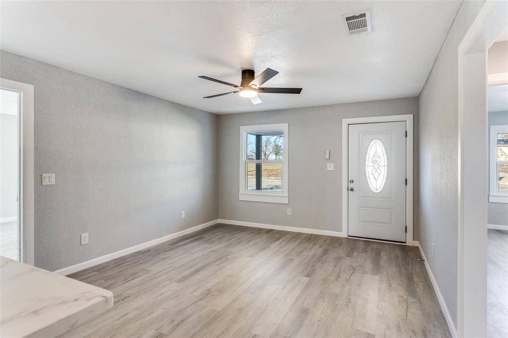 804 Lively Street, Bowie, TX 76230