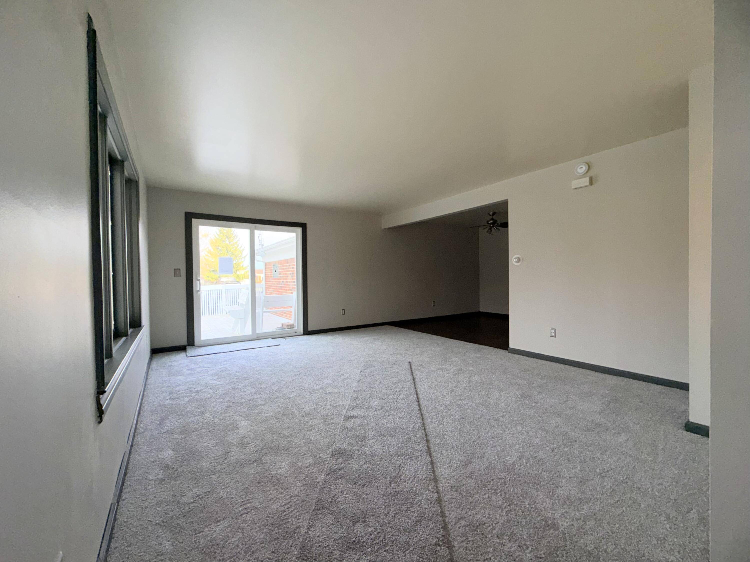 27153 Winchester ST, Brownstown Twp, MI 48183