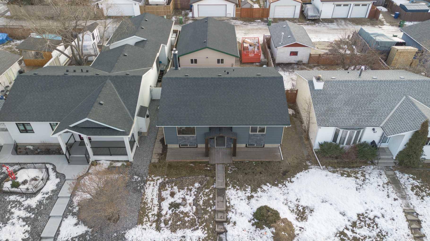 45 Alpine CRES SE, Airdrie, AB T4B 1K9