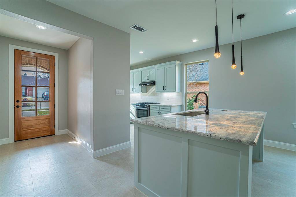 8319 Deep Green Drive, Dallas, TX 75249