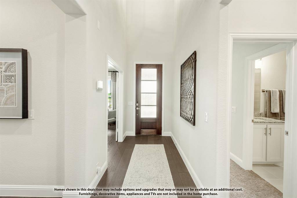 208 Sweetwater Drive, Commerce, TX 75428