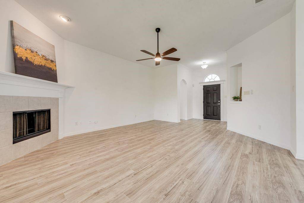 1547 Vida Court, Dallas, TX 75253