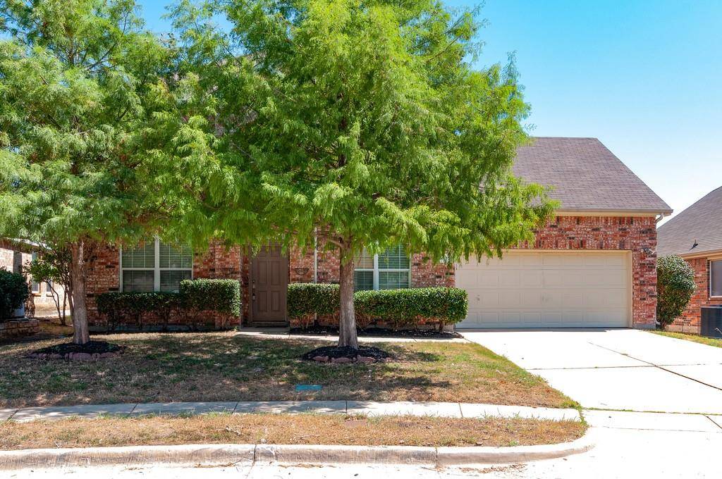 5205 Rush Creek Court, Fort Worth, TX 76244