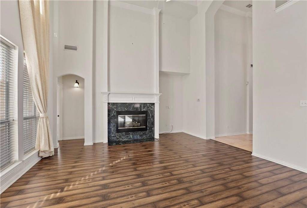 1313 Bradbury Drive, Carrollton, TX 75007