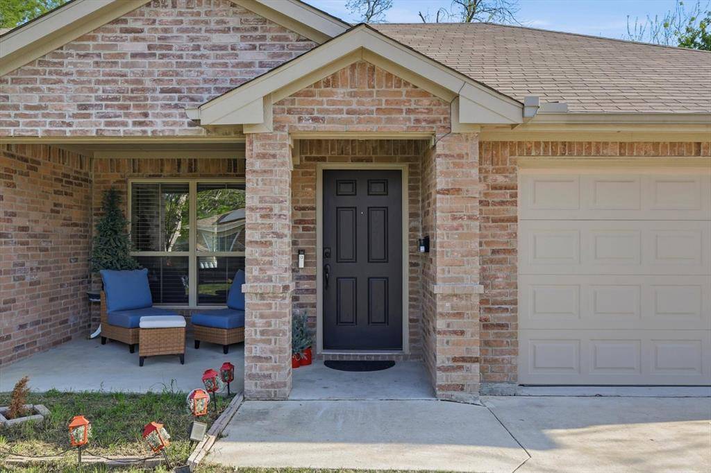 6766 Mike Drive, North Richland Hills, TX 76180