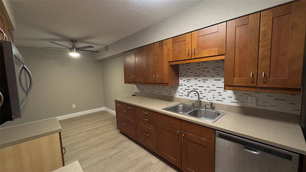 2648 Custer Parkway #B, Richardson, TX 75080