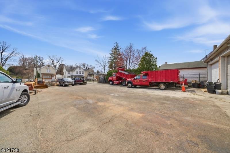 437 Burnside St, City Of Orange Twp., NJ 07050