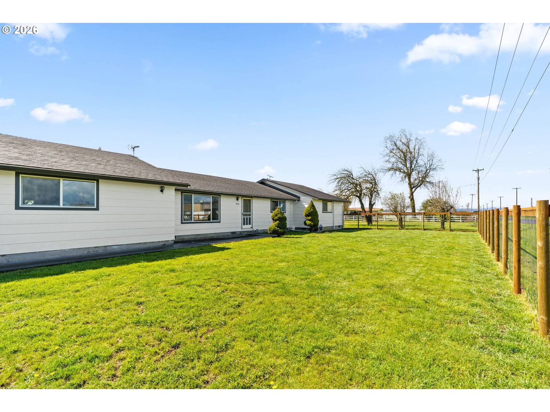 29334 MEADOWVIEW RD, Junction City, OR 97448