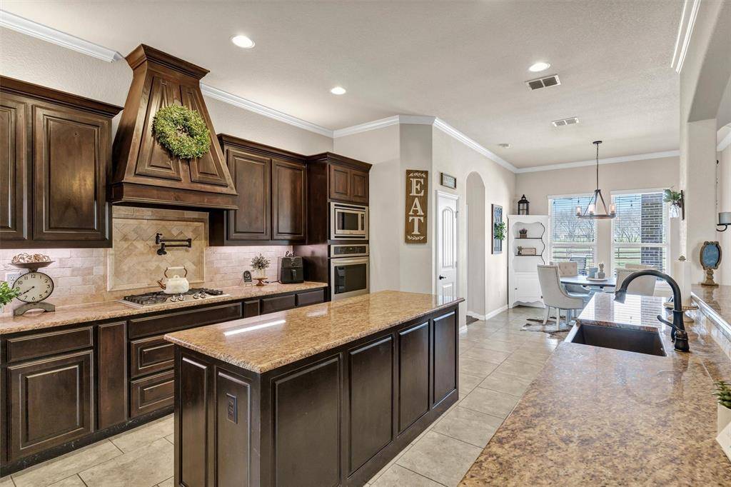 14319 Lucille Drive, Newark, TX 76071