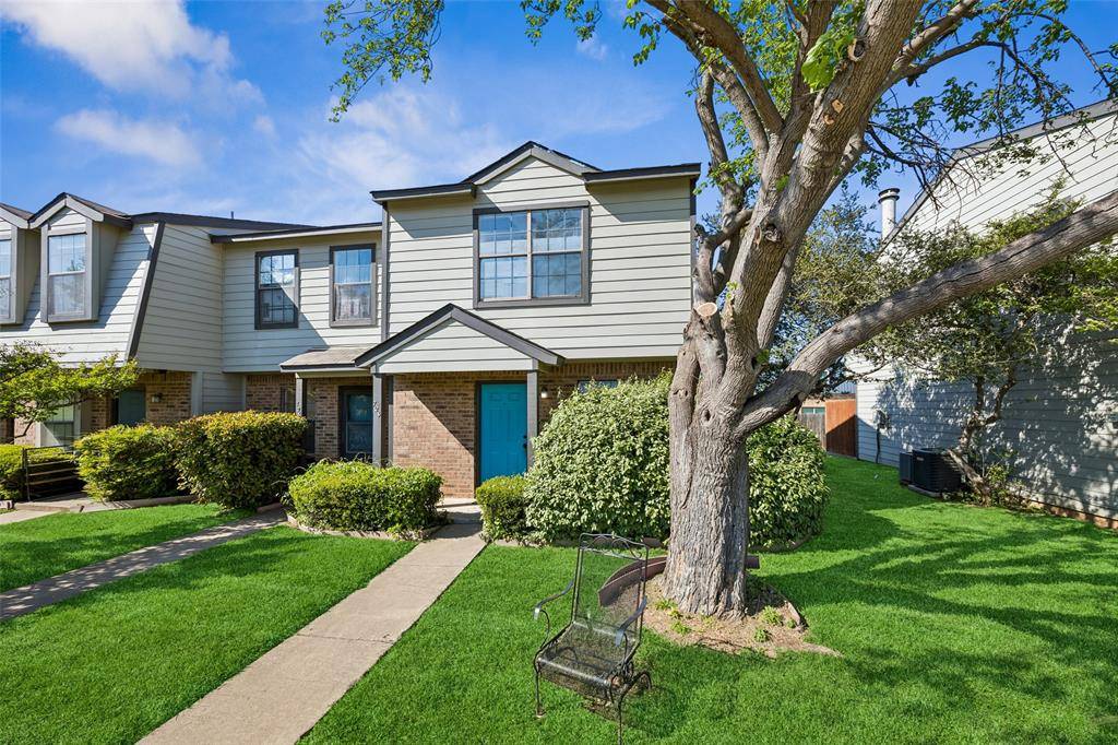 724 W Collins Street, Denton, TX 76201