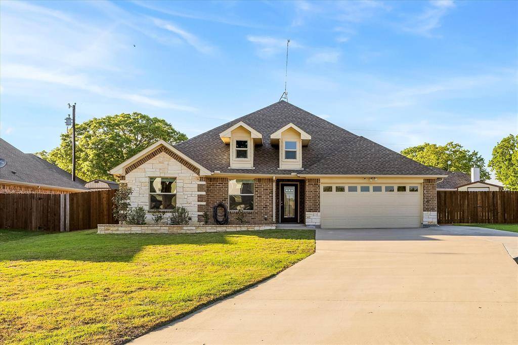 2808 Rodeo Drive, Quinlan, TX 75474