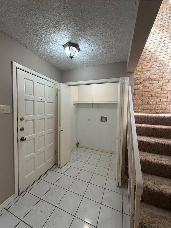 2714 Creek Wood Court, Carrollton, TX 75006