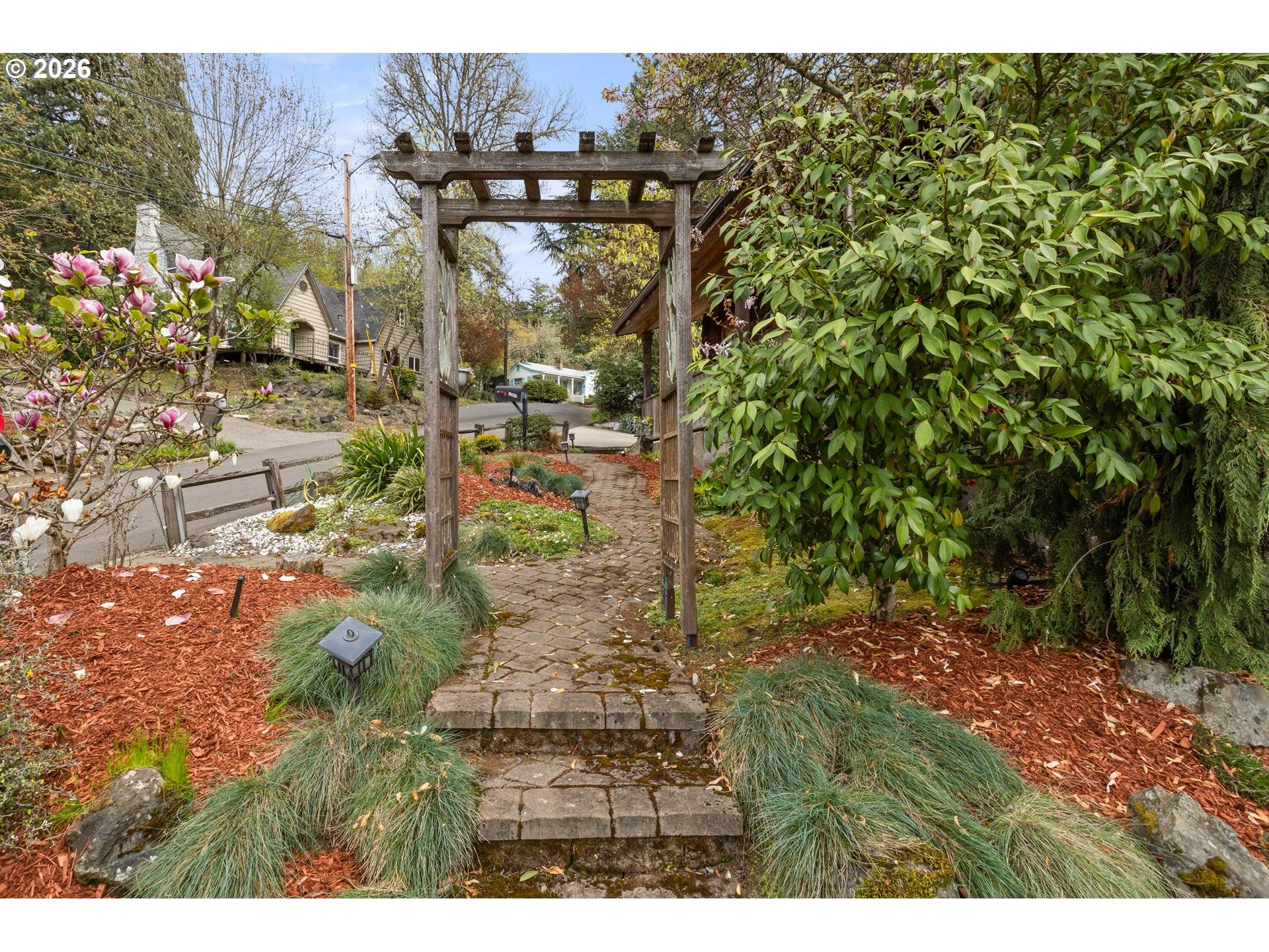 1365 SE OVERLOOK AVE, Roseburg, OR 97470