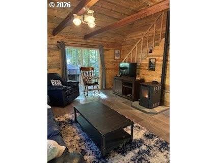 Cabin 61 Northwoods, Cougar, WA 98616