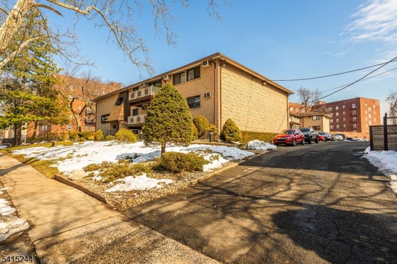 747 757 N Broad St. #203, Elizabeth City, NJ 07208