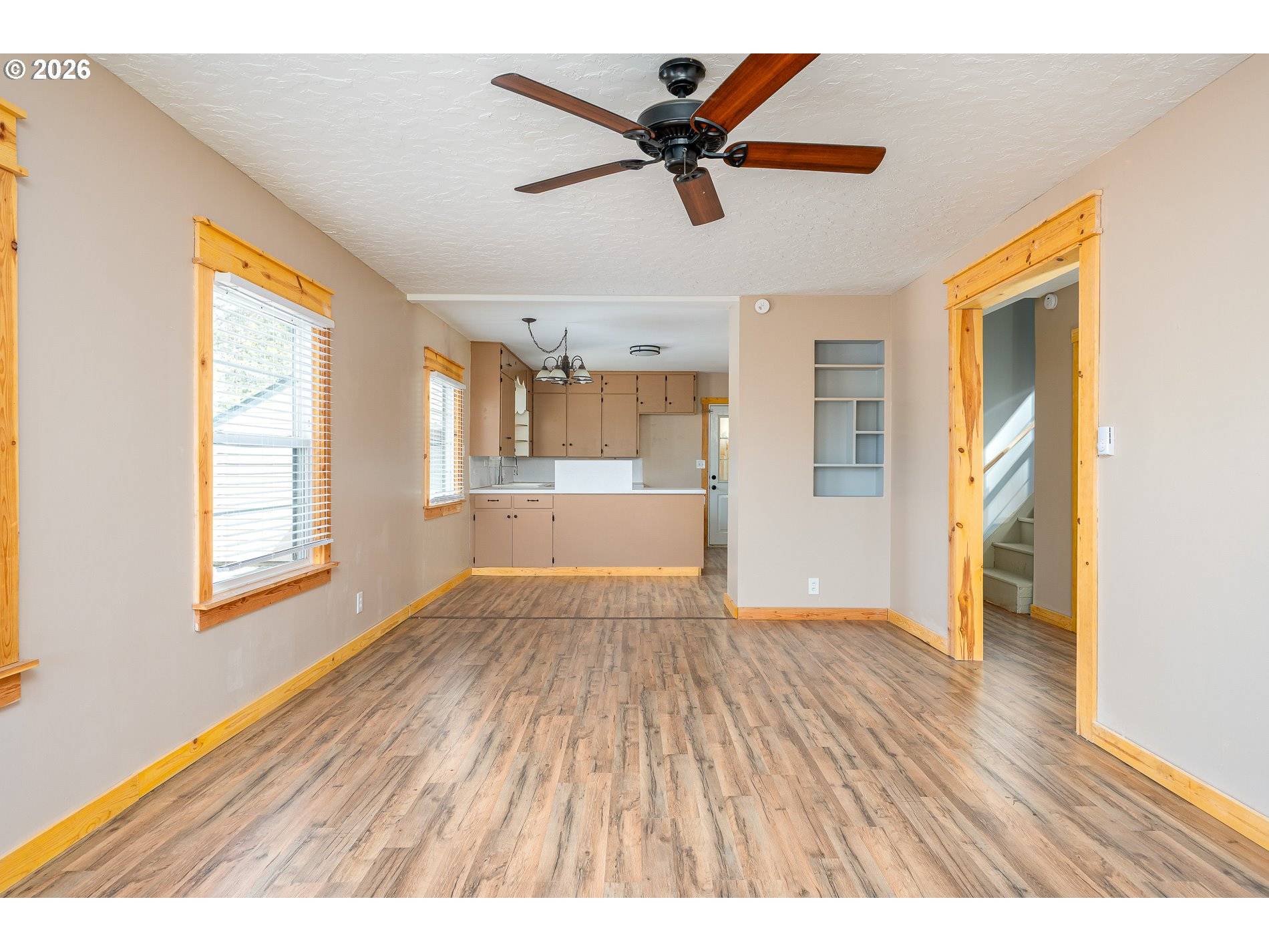 1520 N MAPLE ST, Canby, OR 97013