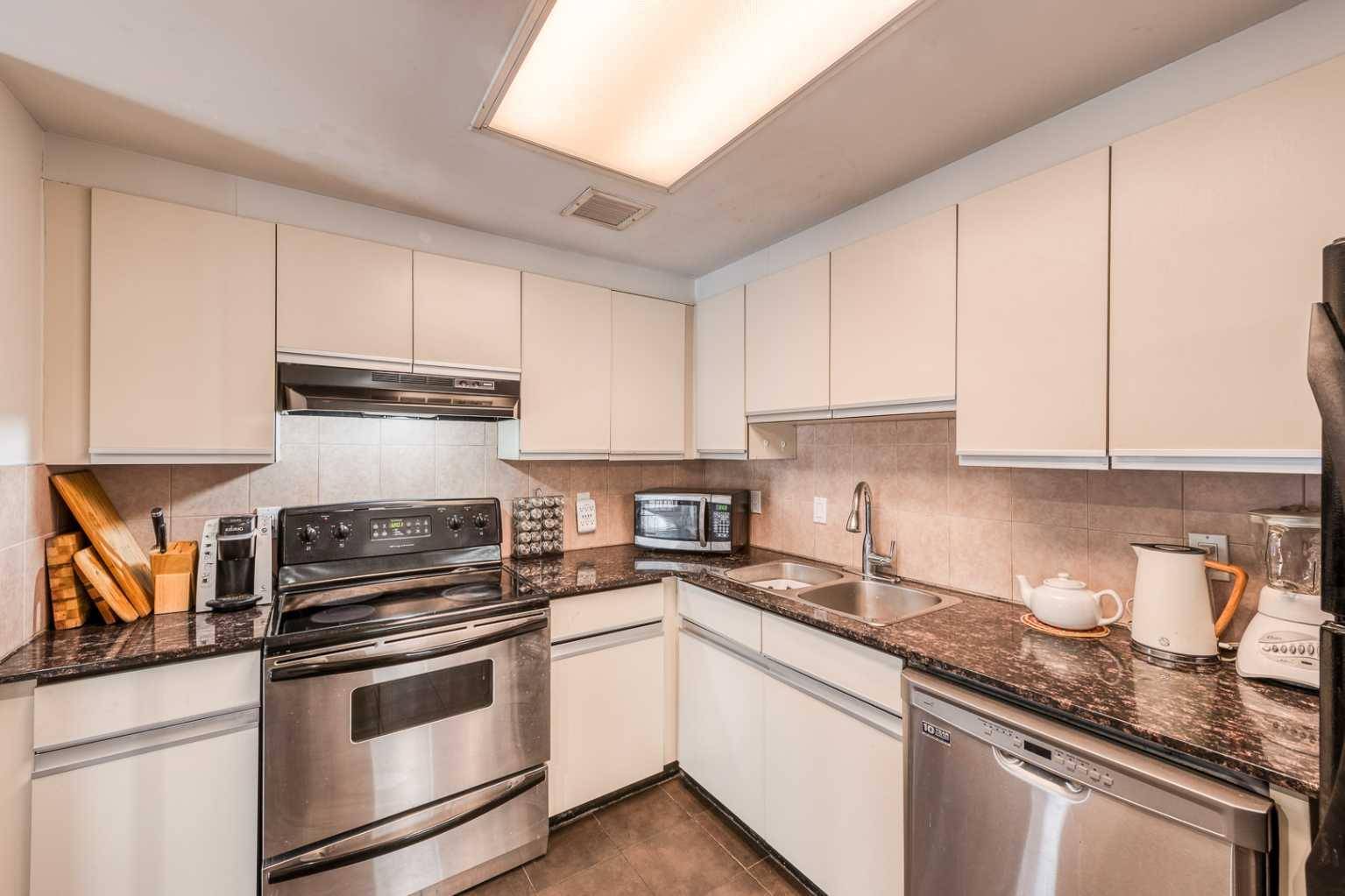 626 24 AVE SW #305, Calgary, AB T2S 0K6