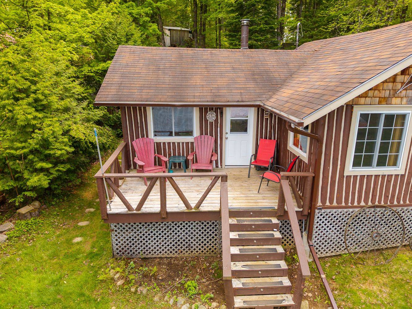 247 Mainhood RD, Huntsville, ON P0B 1M0