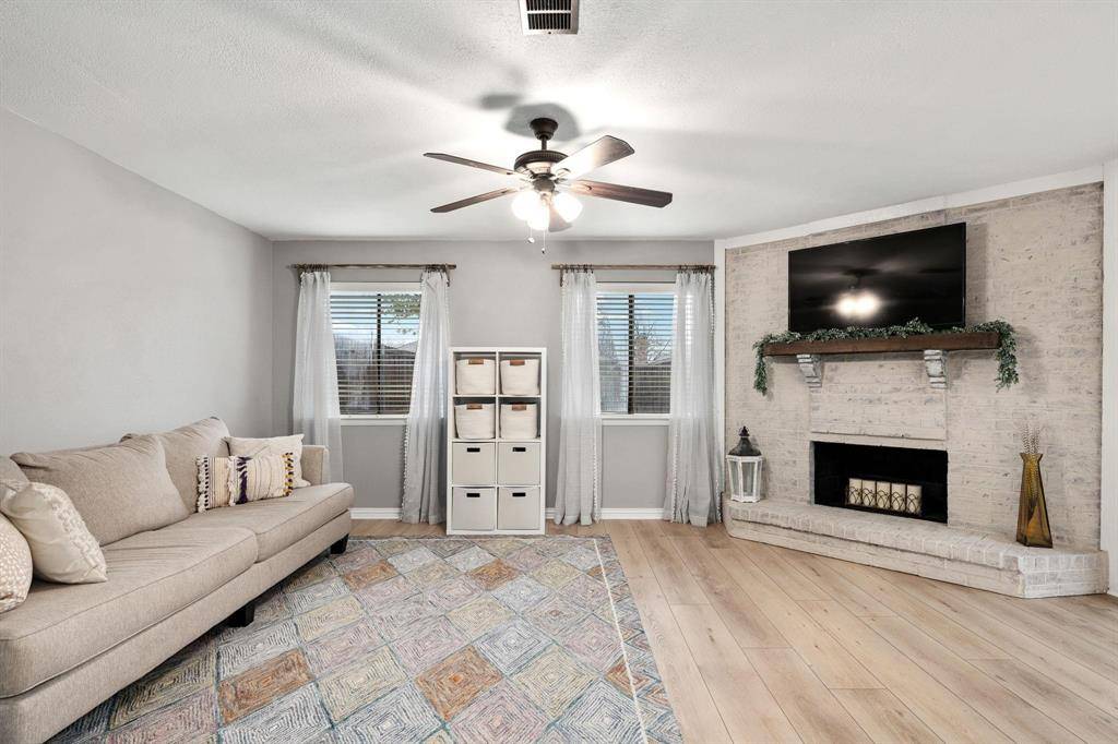 1741 Delaford Drive, Carrollton, TX 75007