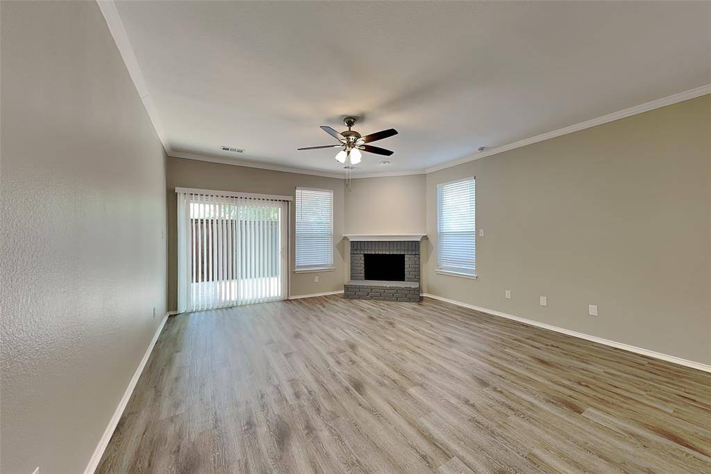 4321 Latigo Circle, Fort Worth, TX 76244