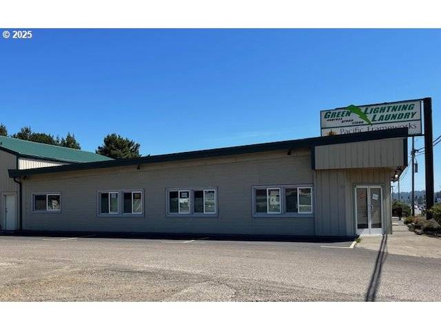 2420 HIGHWAY 101, Florence, OR 97439