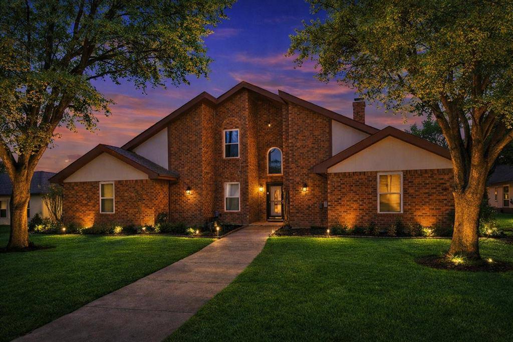 913 Ashland Court, Mansfield, TX 76063