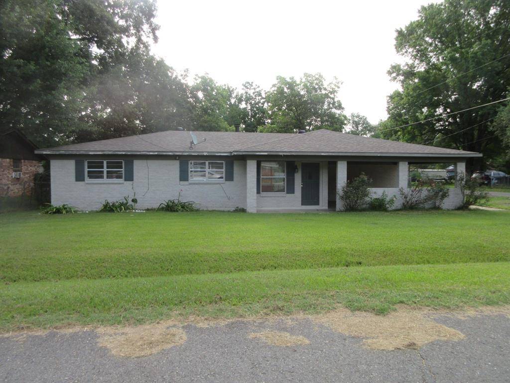 411 Evelyn Street, Mooringsport, LA 71060