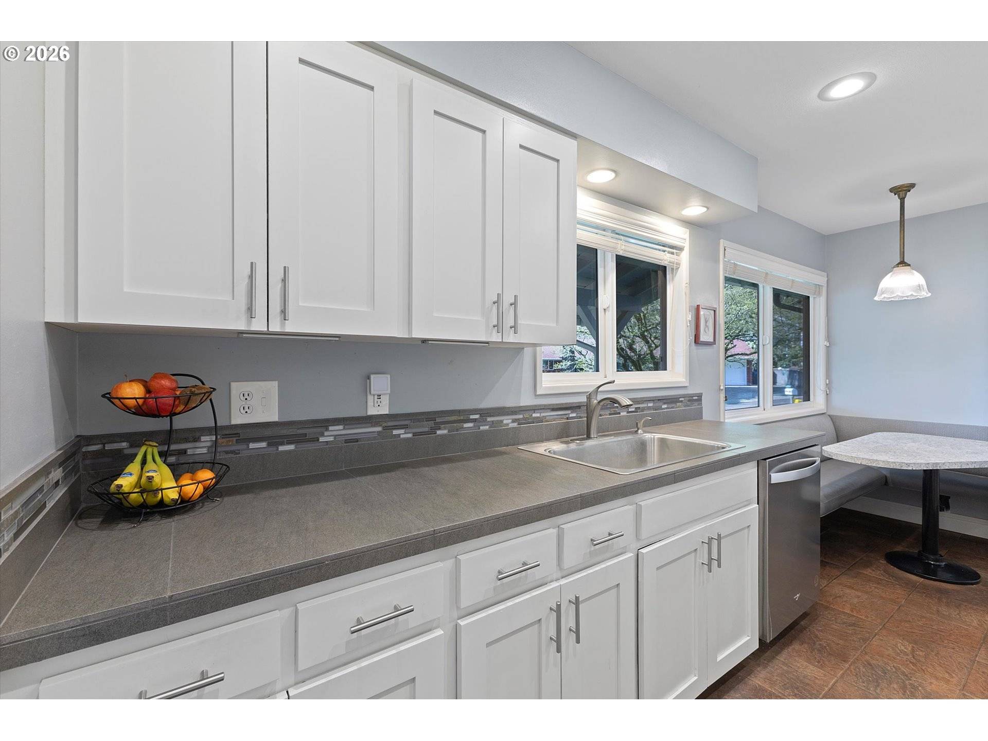 909 SE 96TH AVE, Vancouver, WA 98664