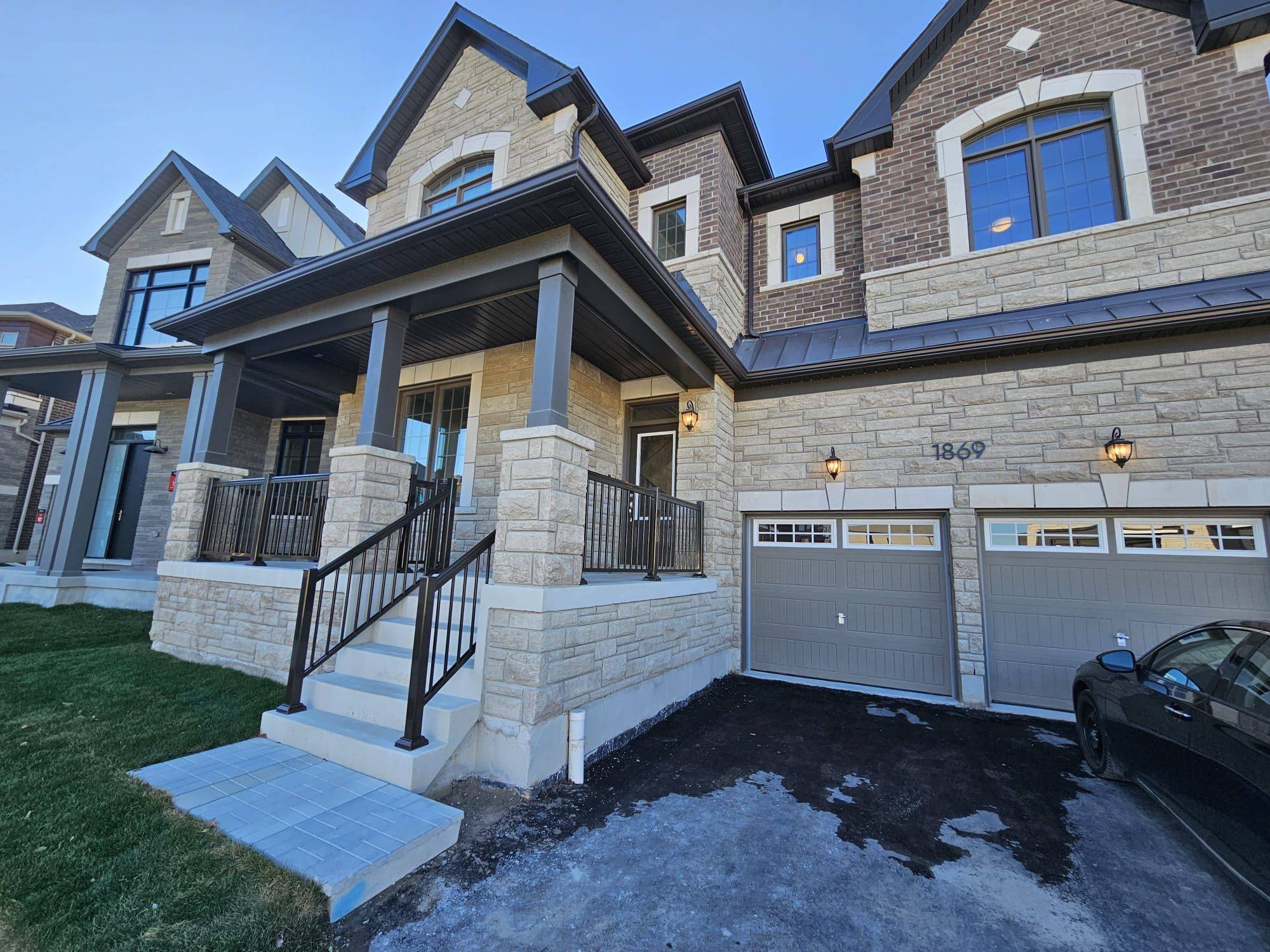 1869-A Narcissus GDNS #Basement, Pickering, ON L1X 2R2