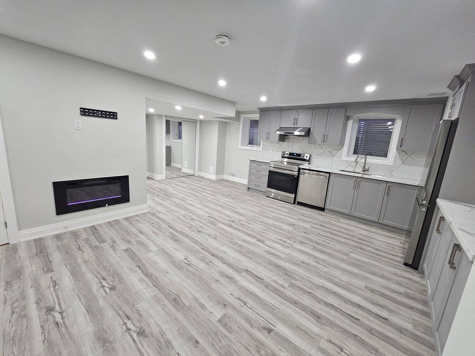 1869-A Narcissus GDNS #Basement, Pickering, ON L1X 2R2