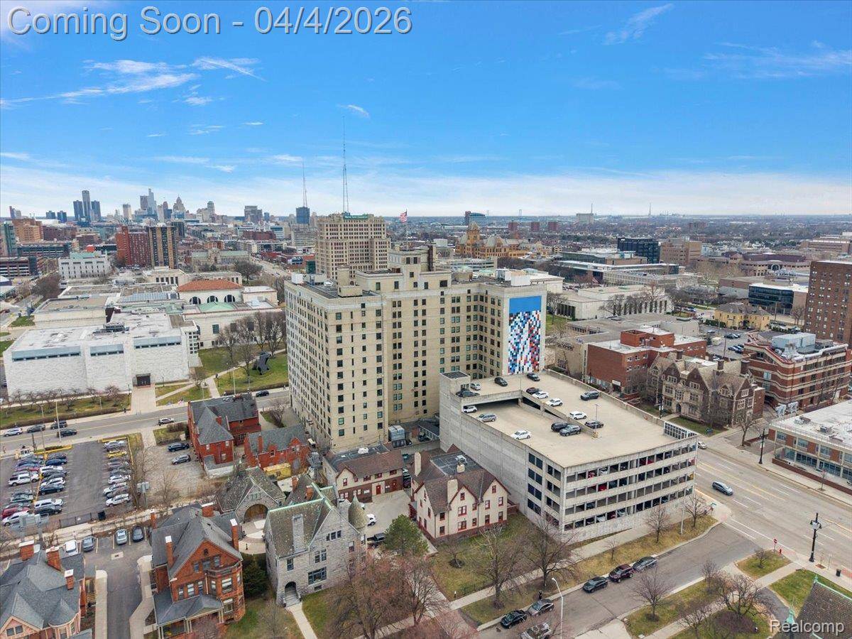 15 E Kirby ST #429, Detroit, MI 48202
