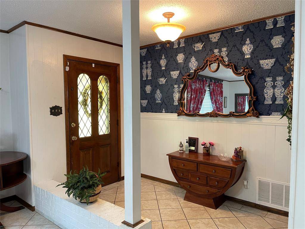 403 N Hall Street, Fairfield, TX 75840
