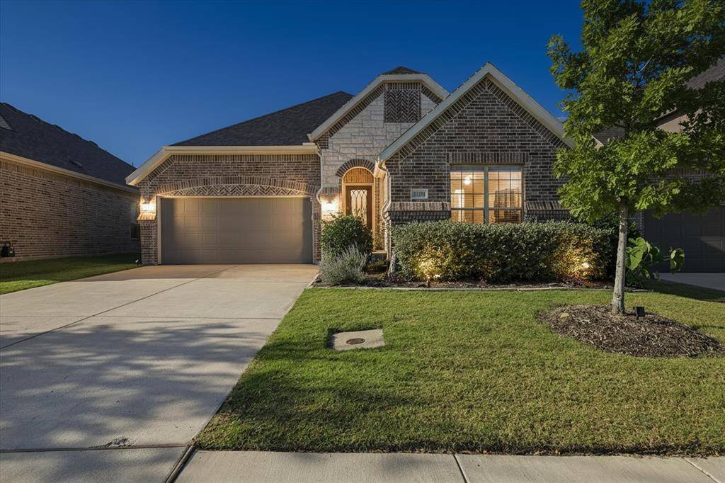 11375 Misty Ridge Drive, Flower Mound, TX 76262