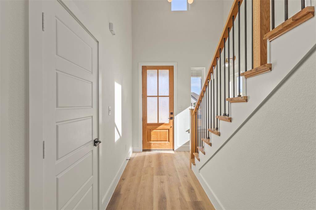 6333 Denham Court, Dallas, TX 75217