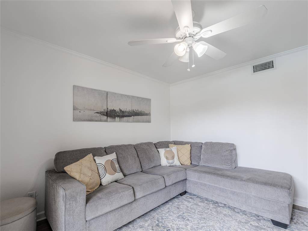 4748 Old Bent Tree Lane #201, Dallas, TX 75287