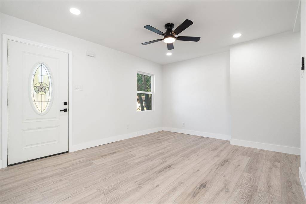 1604 Arbor, Arlington, TX 76010