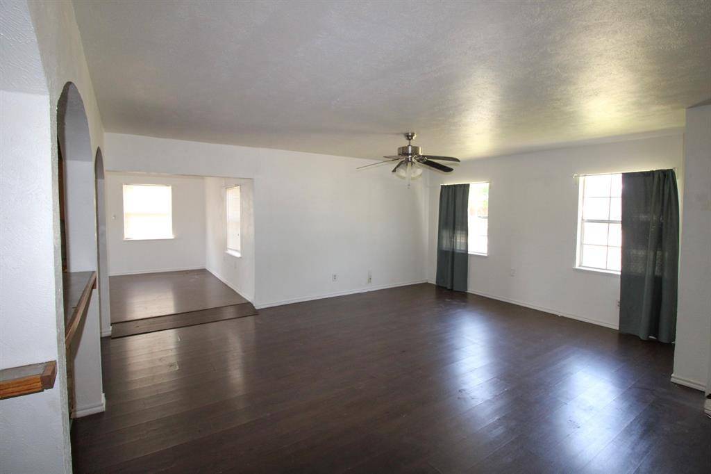 3102 Abbey Road, Carrollton, TX 75007
