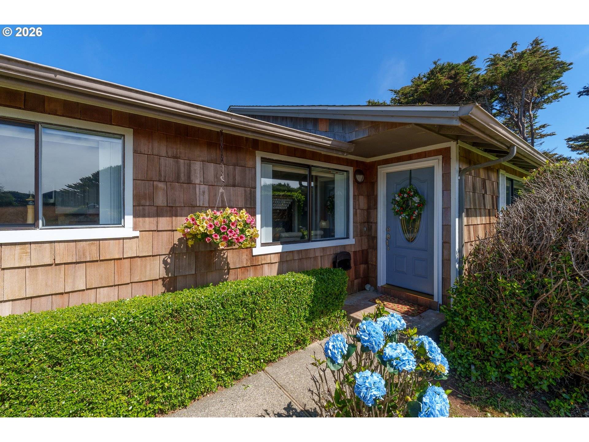 865 SW NEWPORT AVE, Bandon, OR 97411