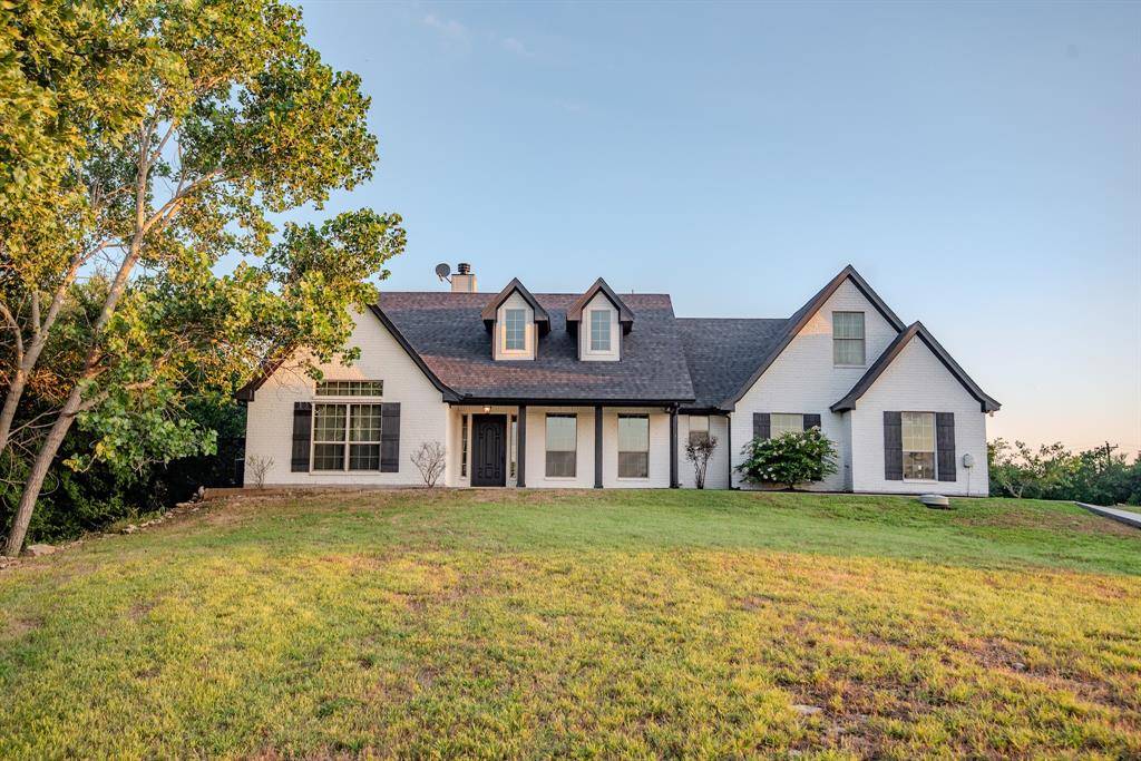 142 Lakeside Drive, Lipan, TX 76462