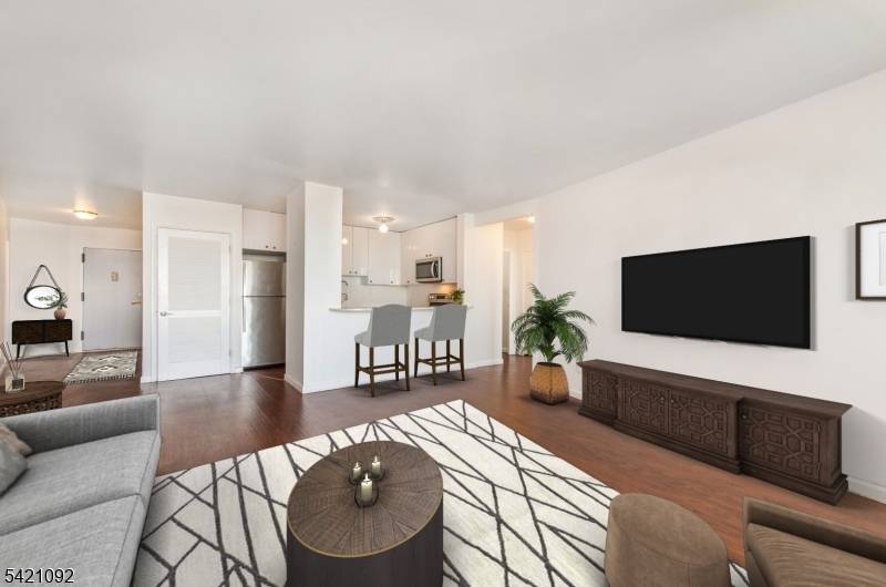 1 Claridge Drive #300, Verona Twp., NJ 07044