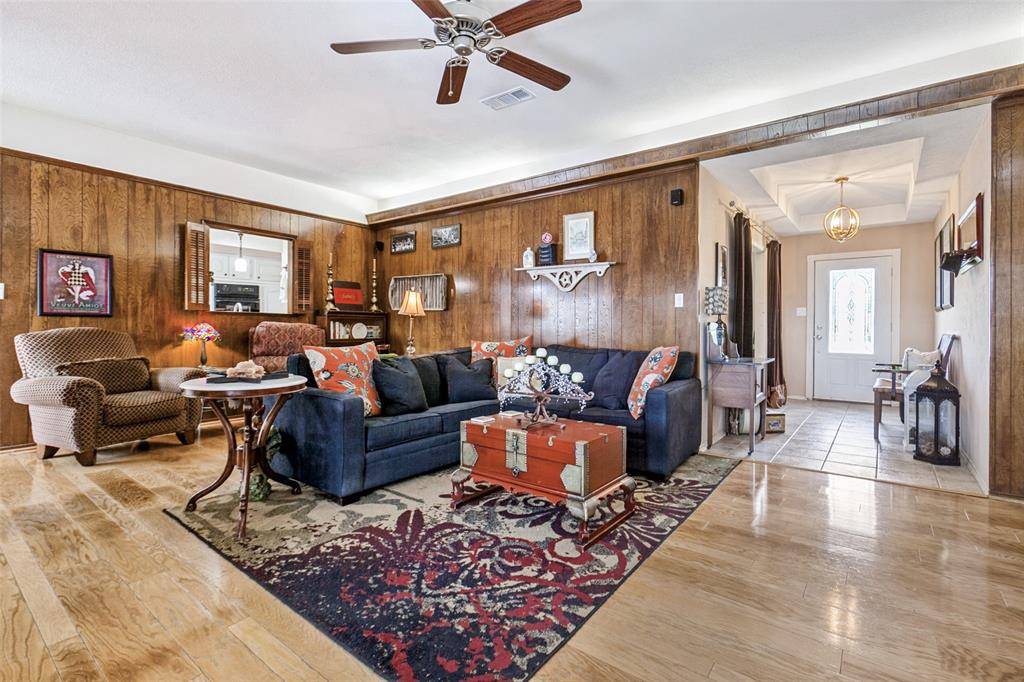 1512 Mccoy Place, Carrollton, TX 75006