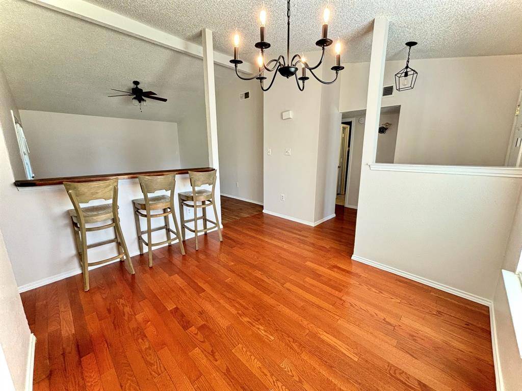 1501 Gentle Wind Drive, Arlington, TX 76018