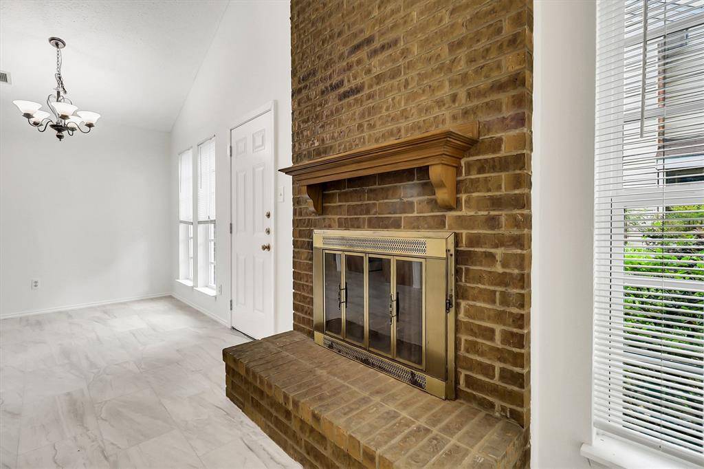 2018 Embassy Way, Carrollton, TX 75006