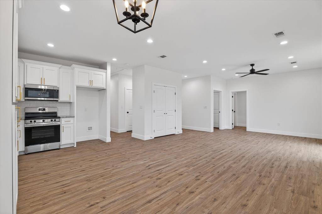 410 Church Street, Whitesboro, TX 76273