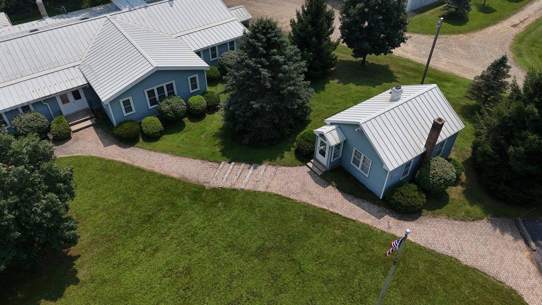 600 S Lincoln ST, Augusta Vllg, MI 49012