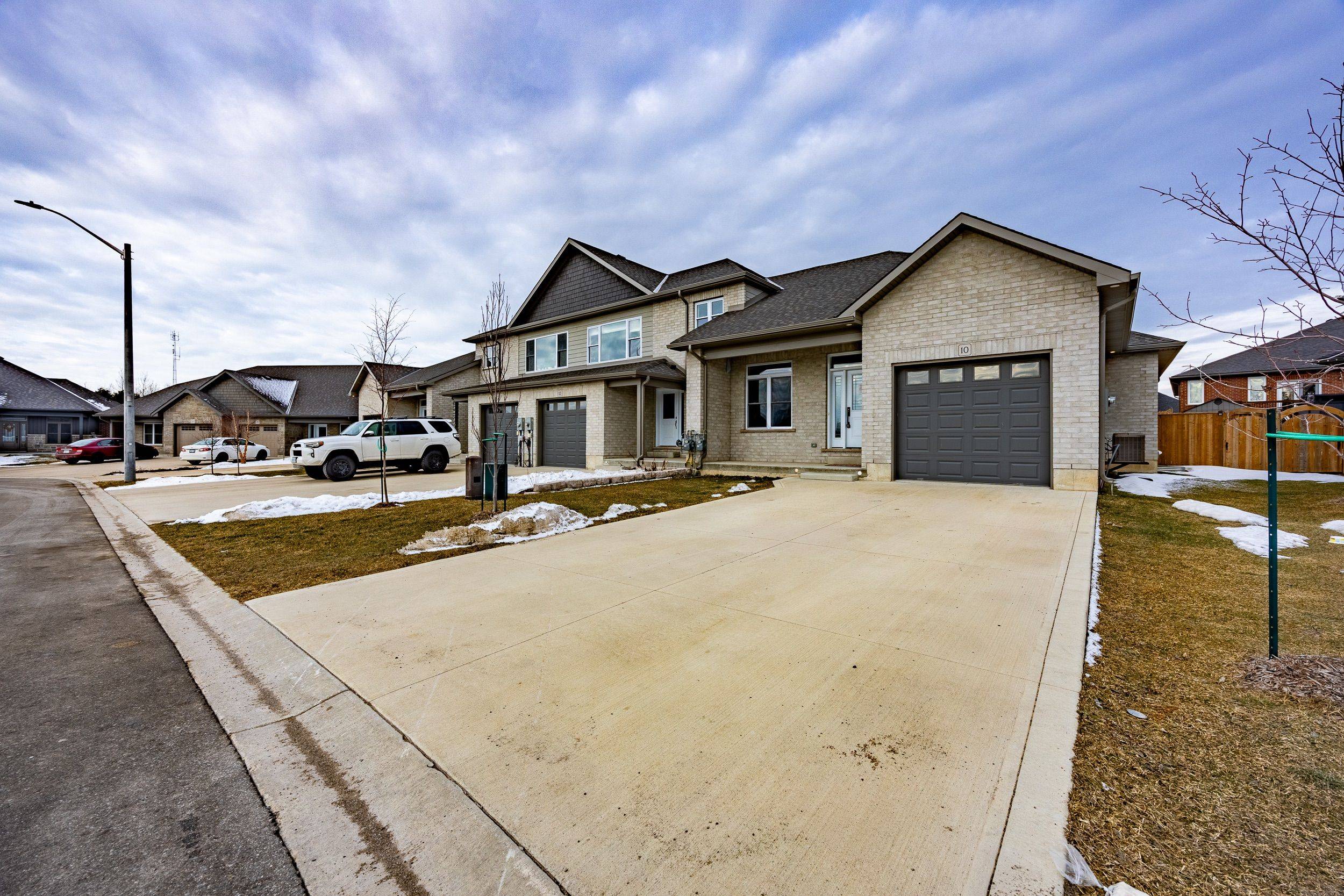 10 Pintail LN, Norfolk, ON N0E 1M0