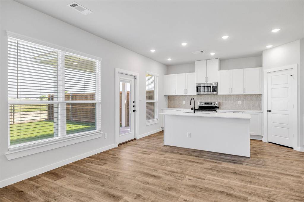 6600-6602 Florence Drive, Midlothian, TX 76065